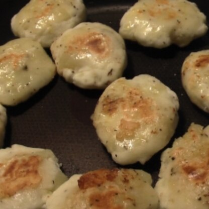 芋の芽が出てきたので、大量消費できて助かりました～。チーズ味、子ども達に好評でした。